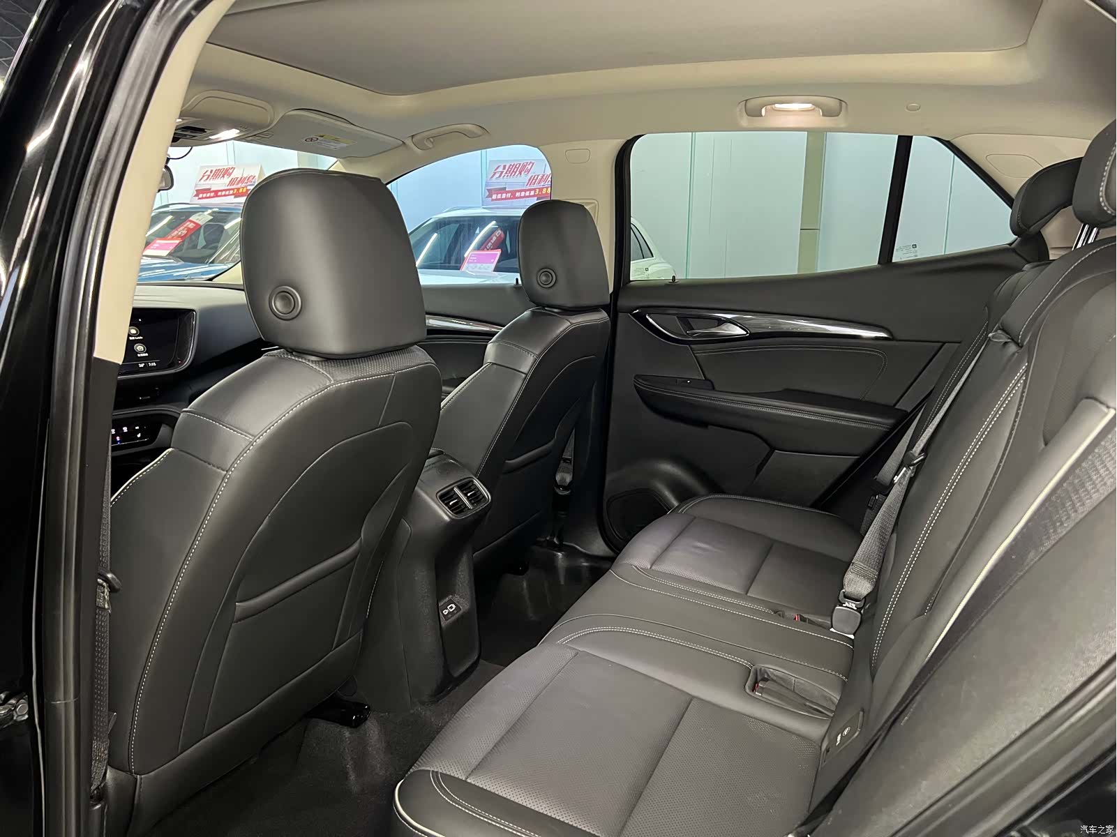 Buick Envision, 2022 10