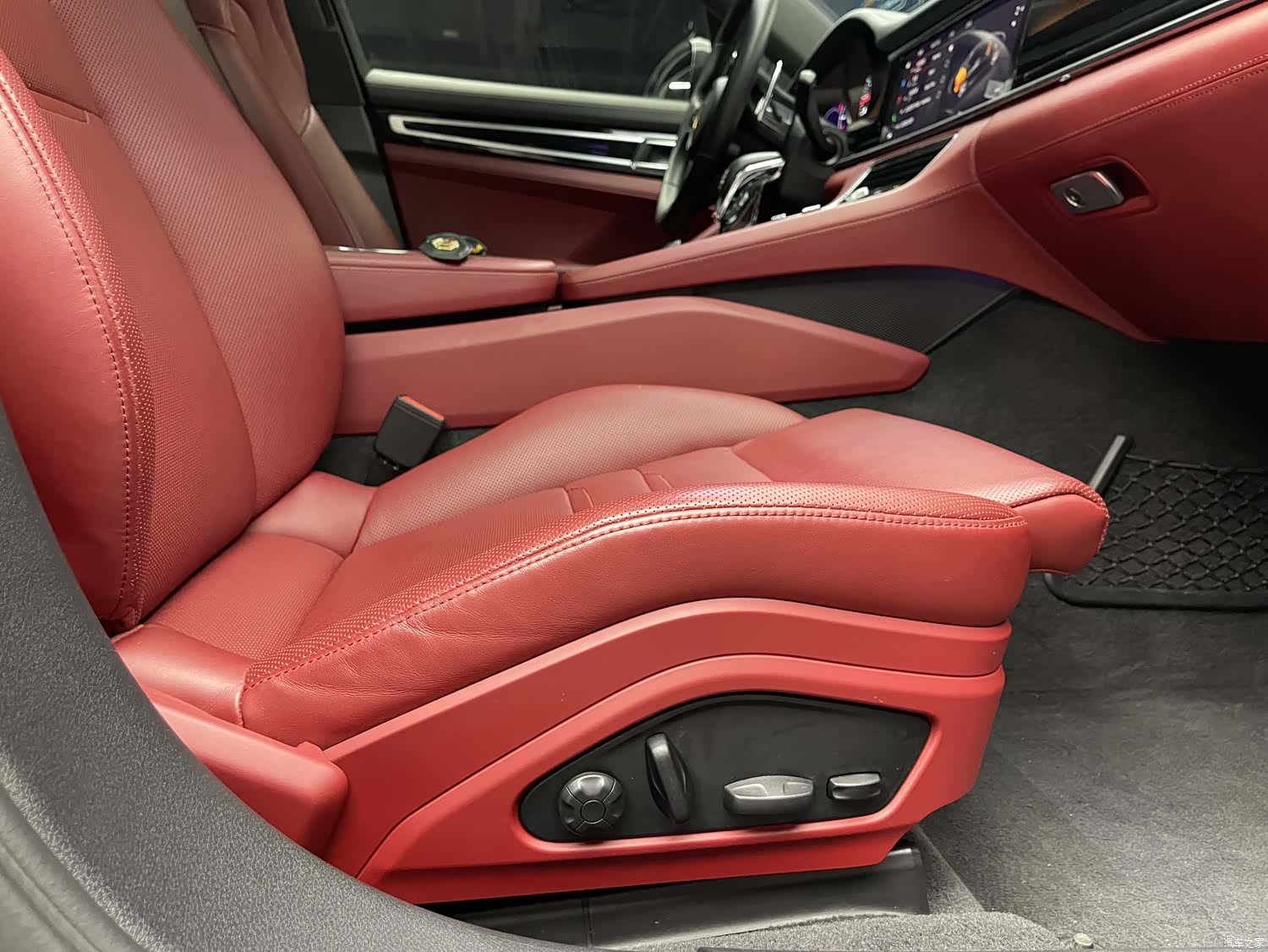 Porsche Panamera, 2023 13