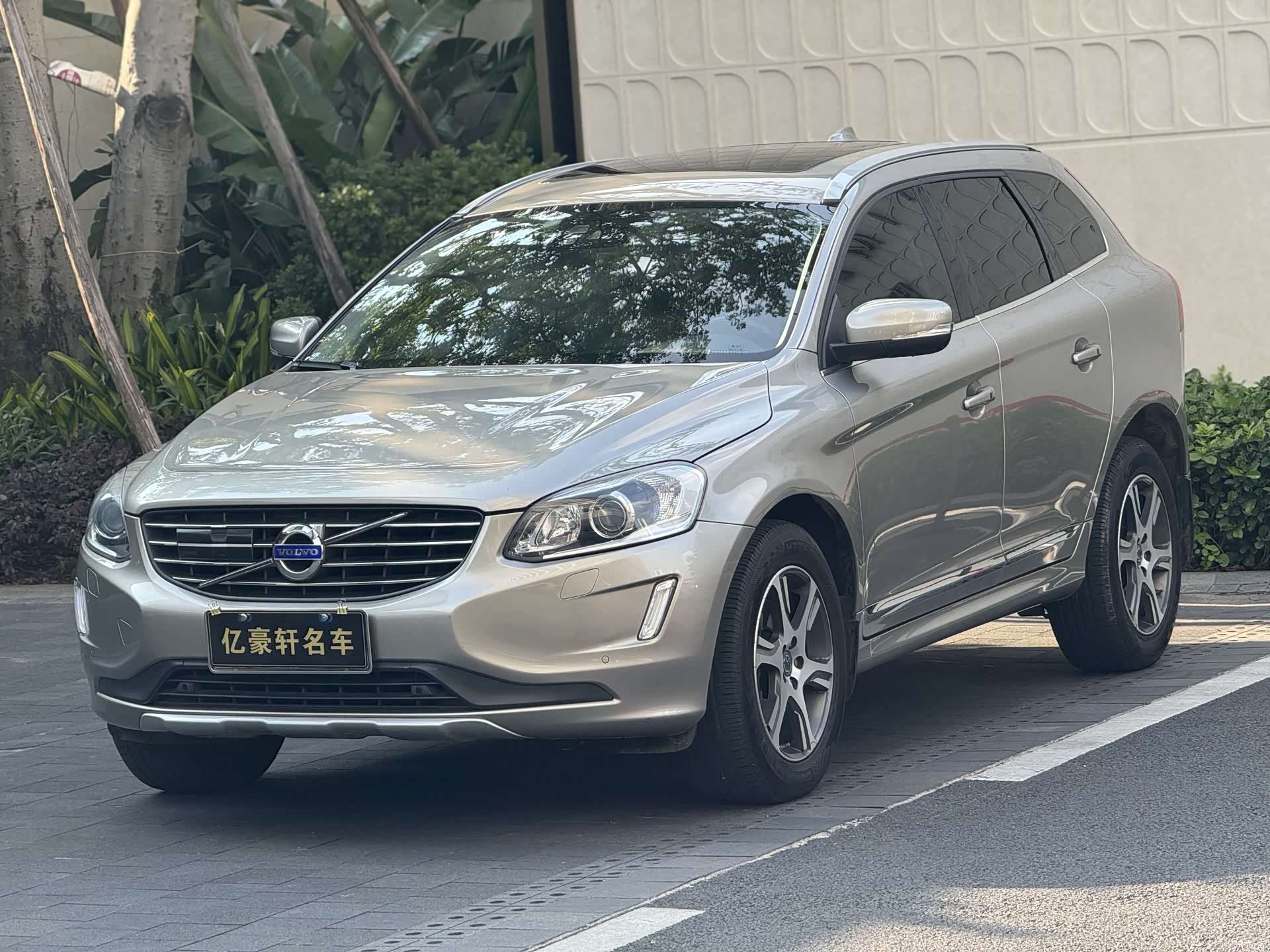 Volvo XC60, 2014 1