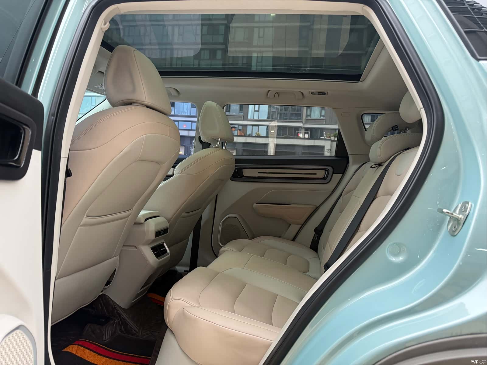 Geely Icon, 2023 12