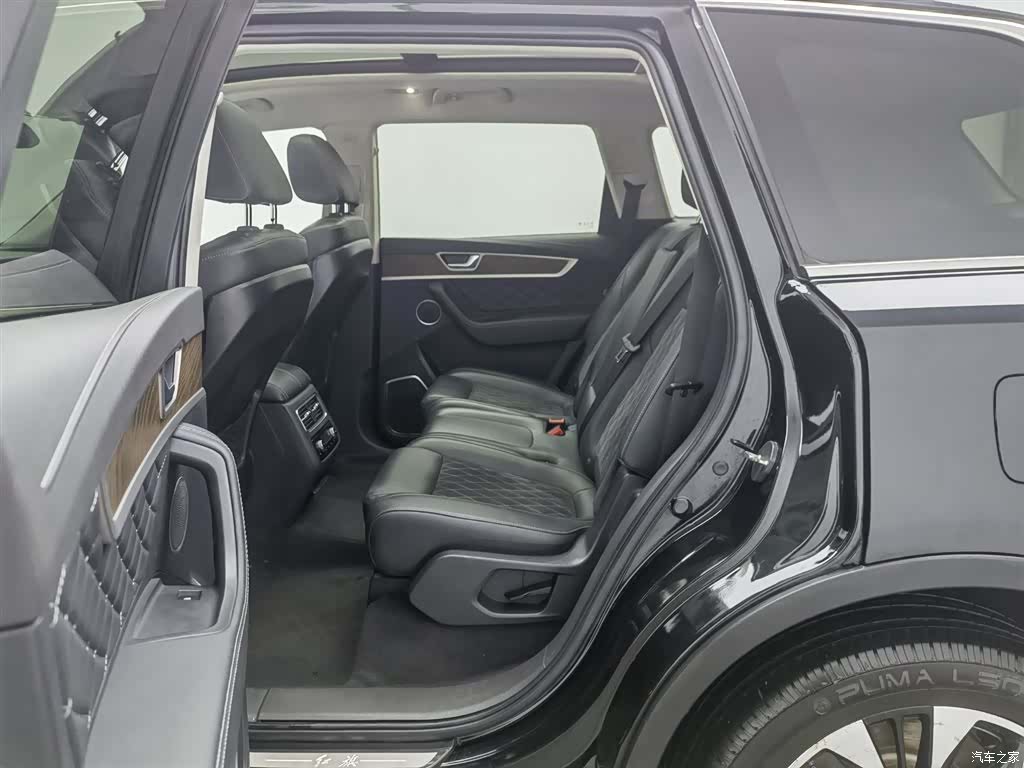 Hongqi HS7, 2019 15