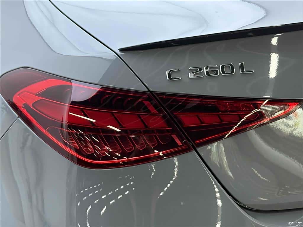 Mercedes-Benz C-Class, 2023 8