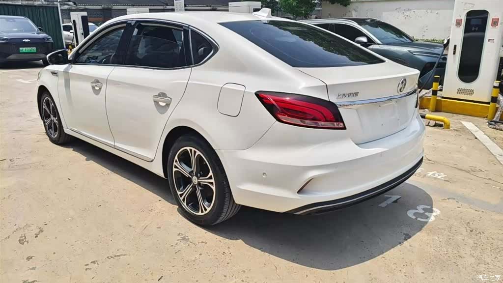 MG 6, 2019 7