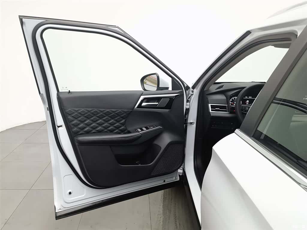 Mitsubishi Outlander, 2023 8