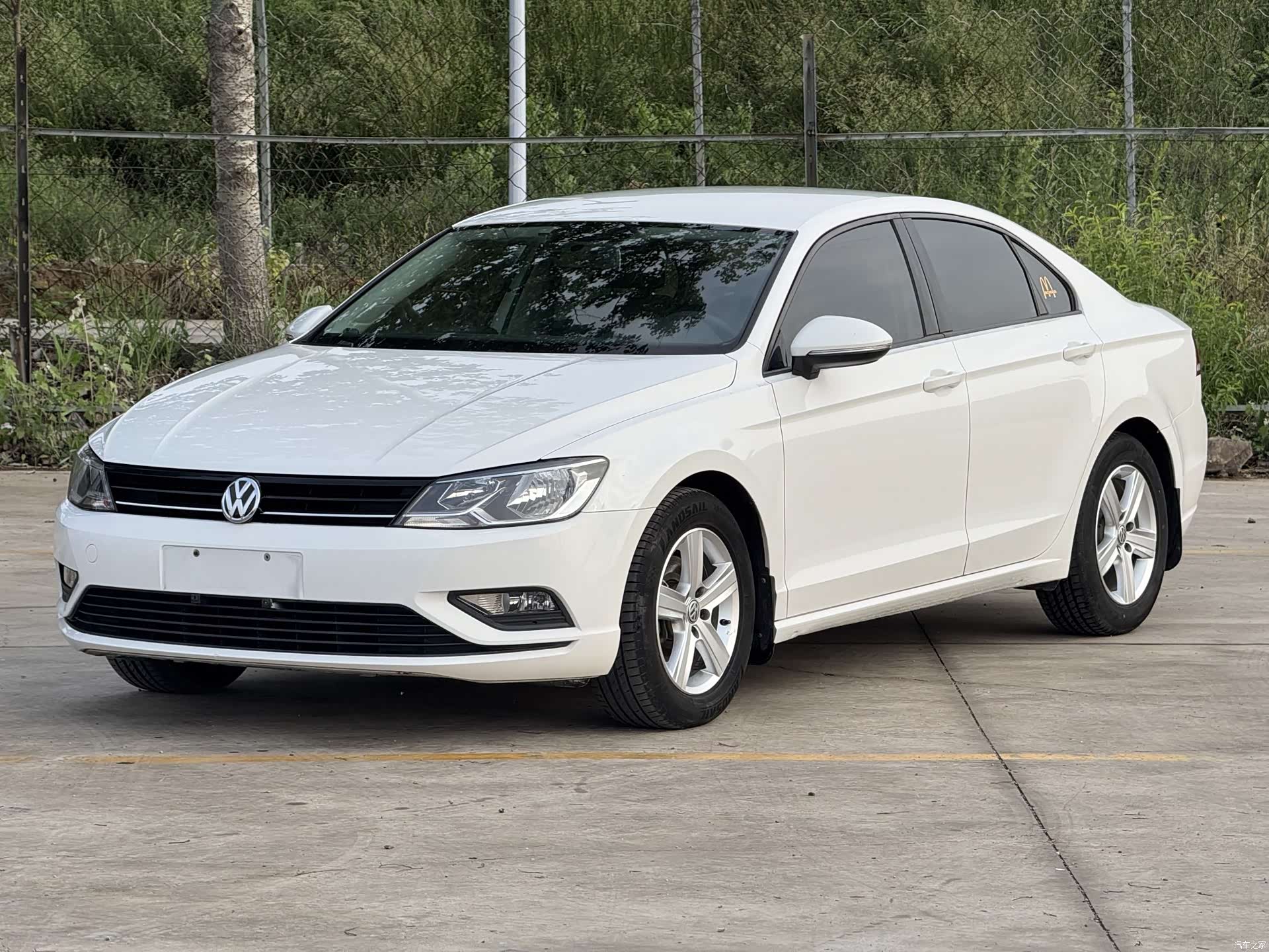 Volkswagen Lamando, 2016 1