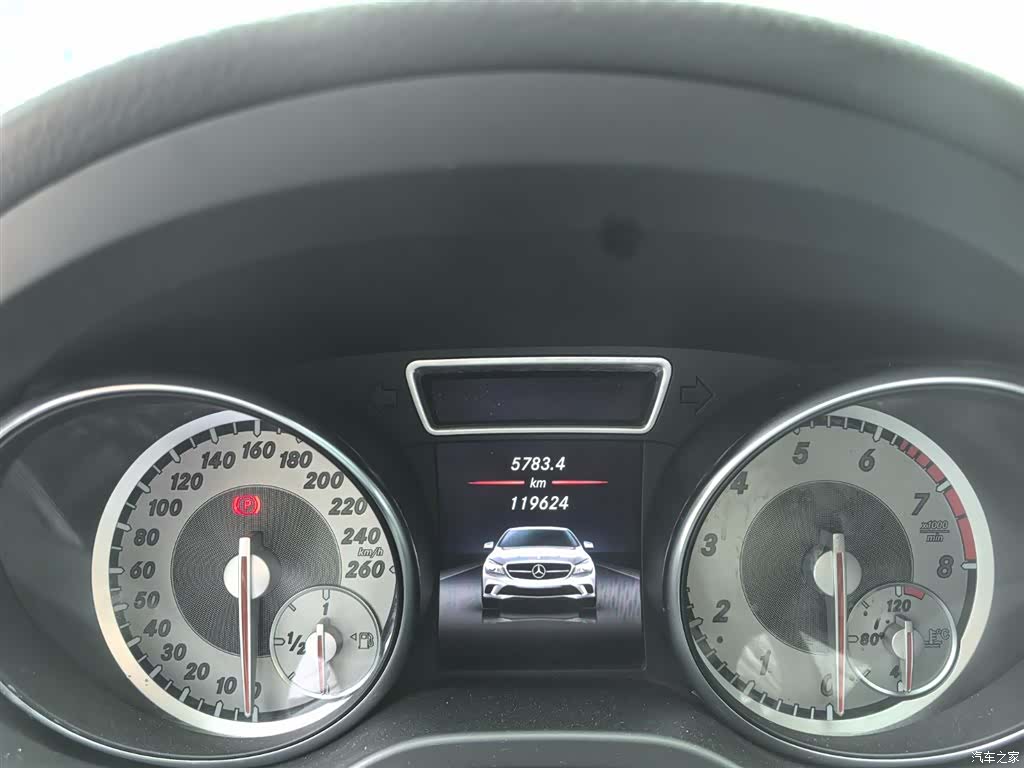 Mercedes-Benz CLA, 2016 13