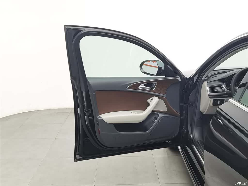 Audi A6L, 2016 8