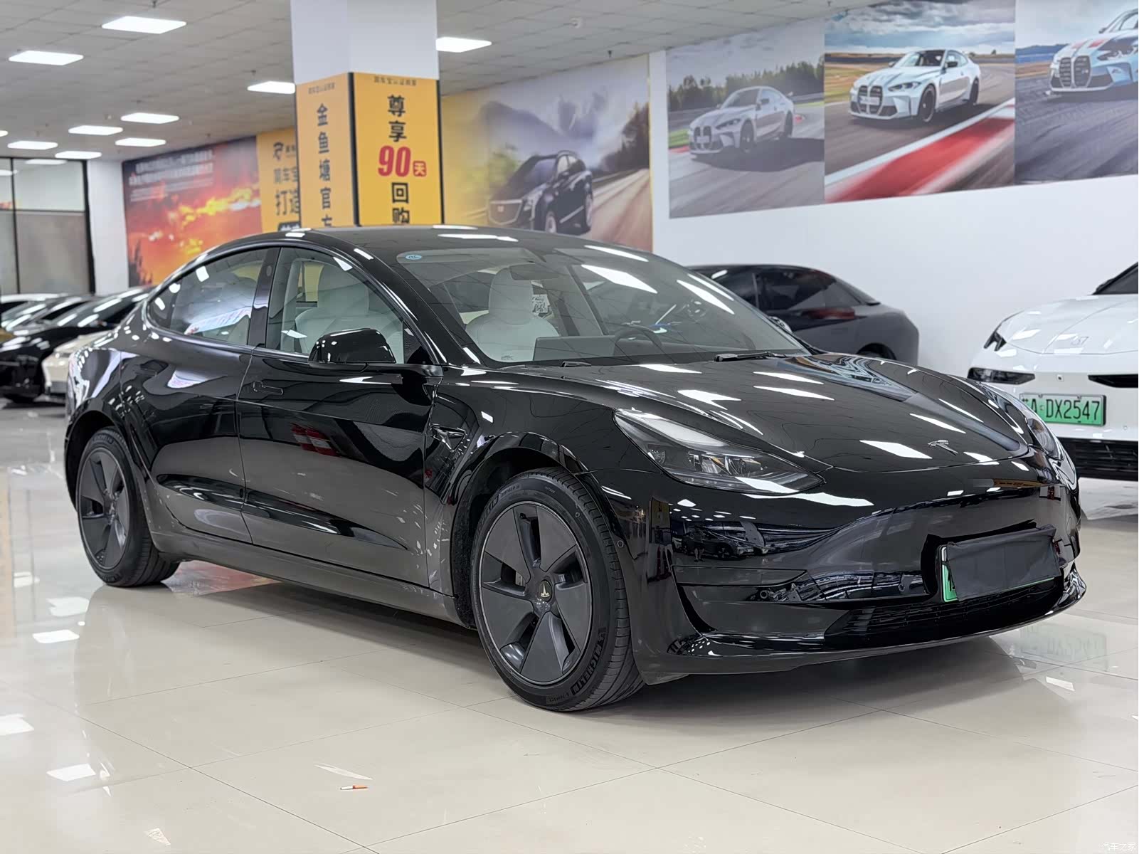 Tesla Model 3, 2023 3