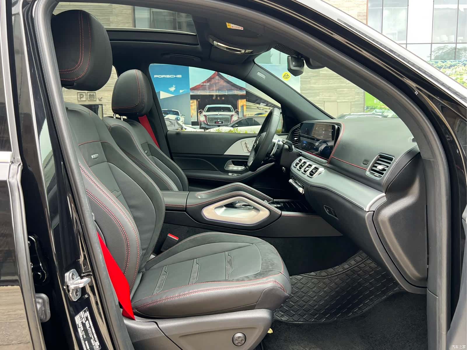 Mercedes-Benz GLE, 2024 12