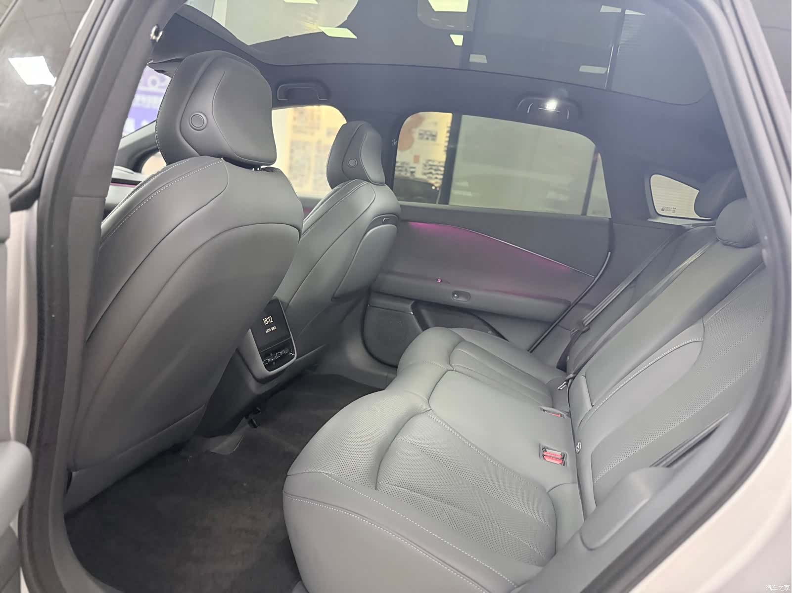 Xpeng P7, 2025 8