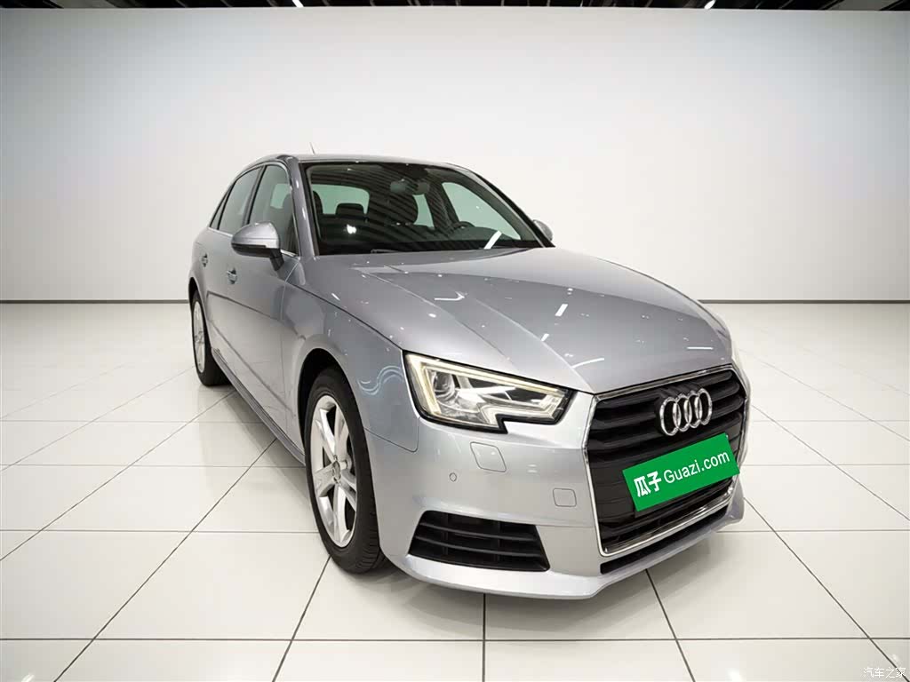 Audi A4L, 2017 4