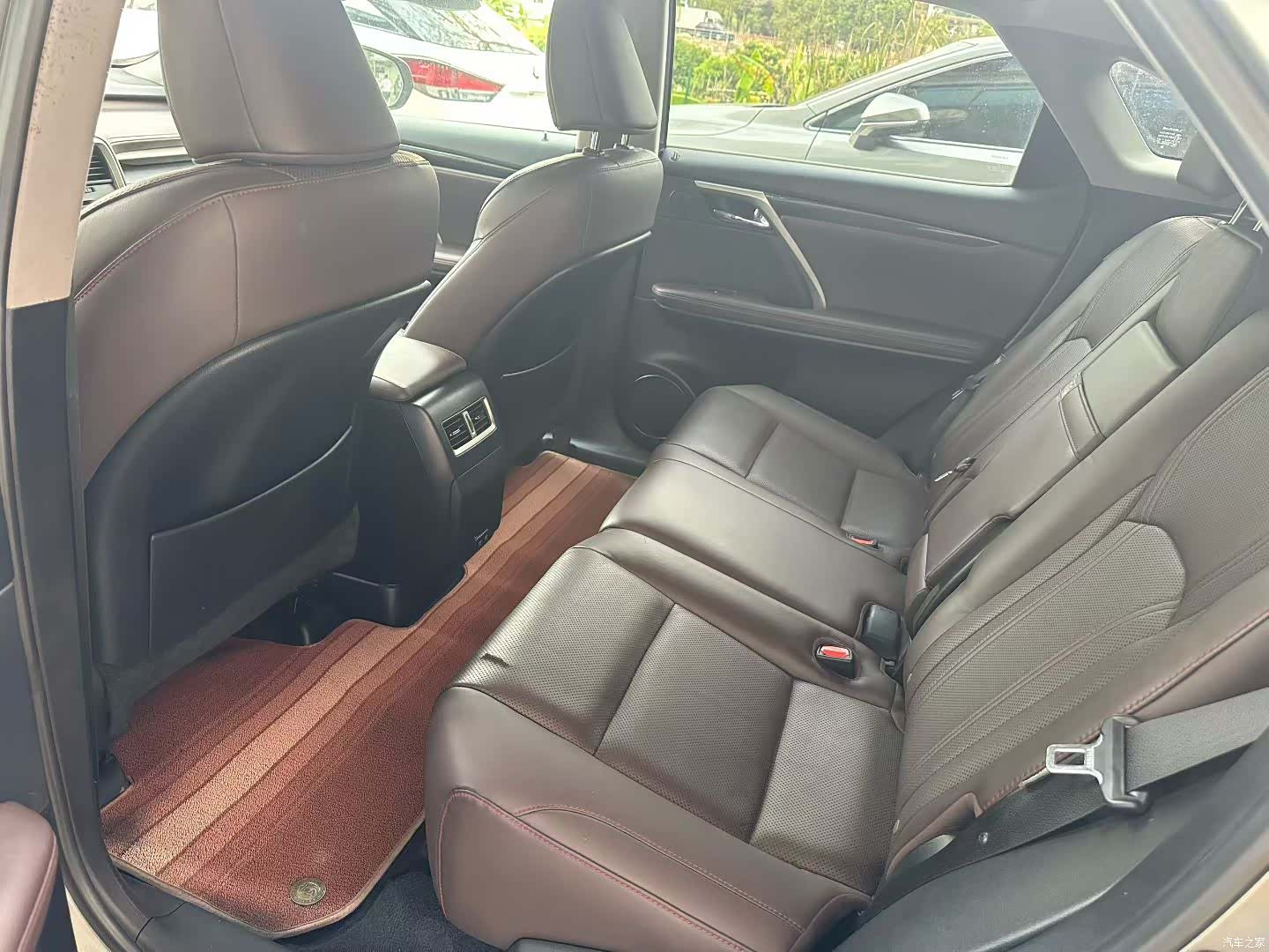Lexus RX, 2021 все фото