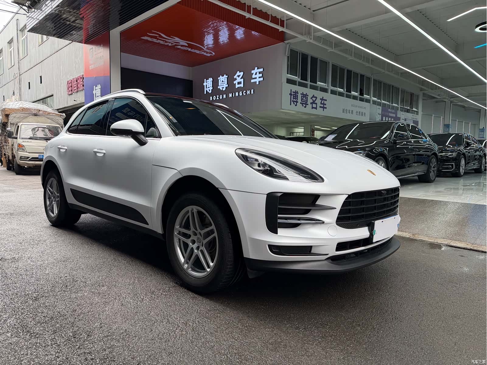Porsche Macan, 2022 3