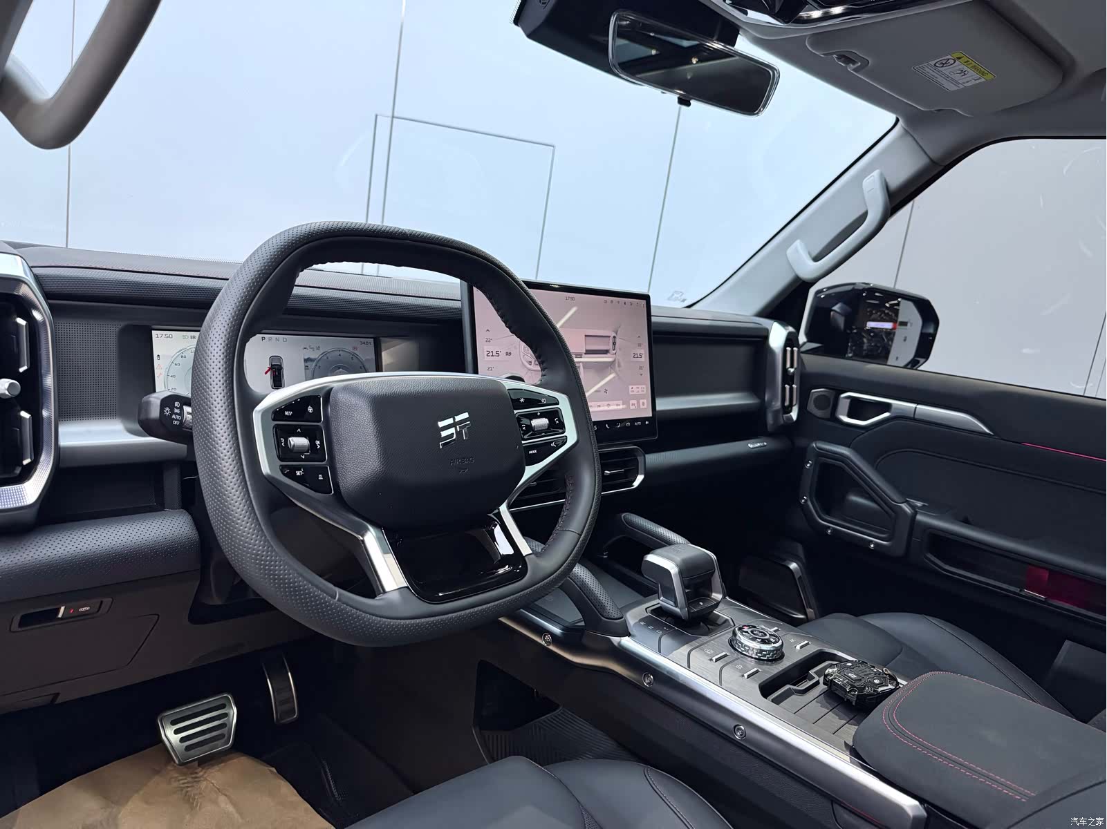 Jetour Traveller, 2023 13
