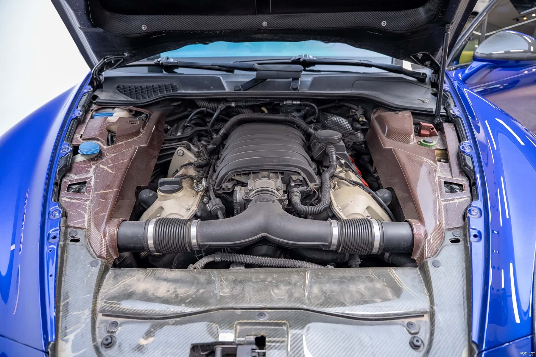 Porsche Cayenne, 2010 28