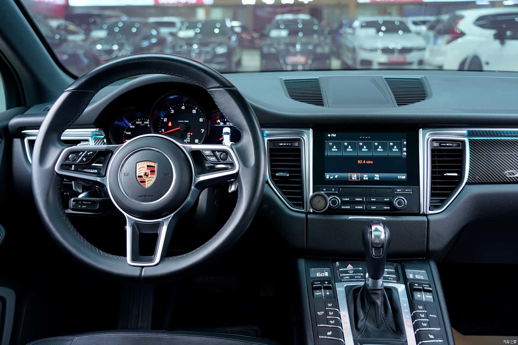 Porsche Macan, 2017 8