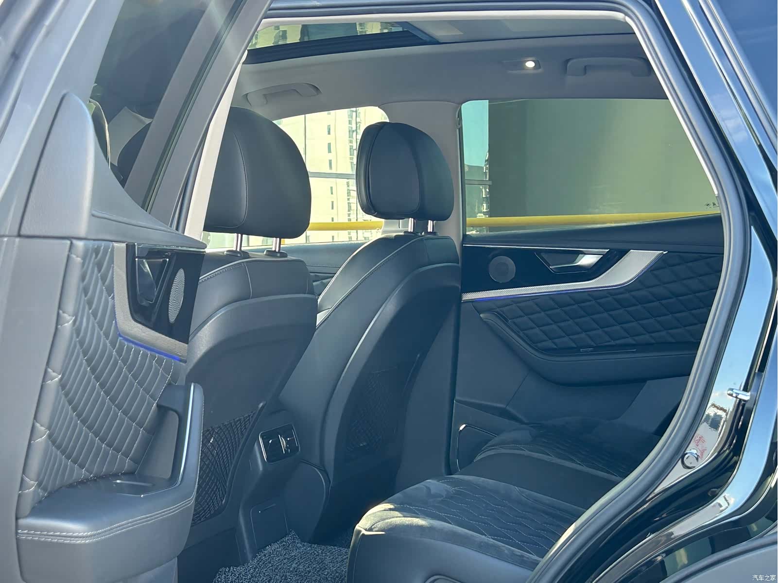 Hongqi HS5, 2021 все фото