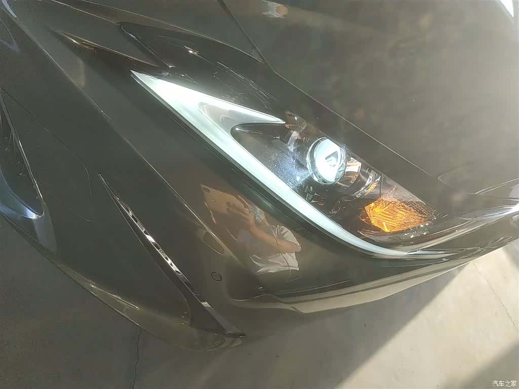Lexus ES, 2020 7