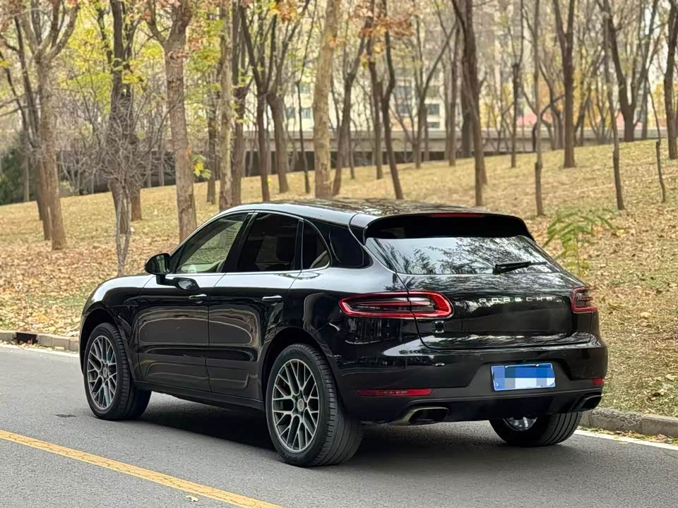 Porsche Macan