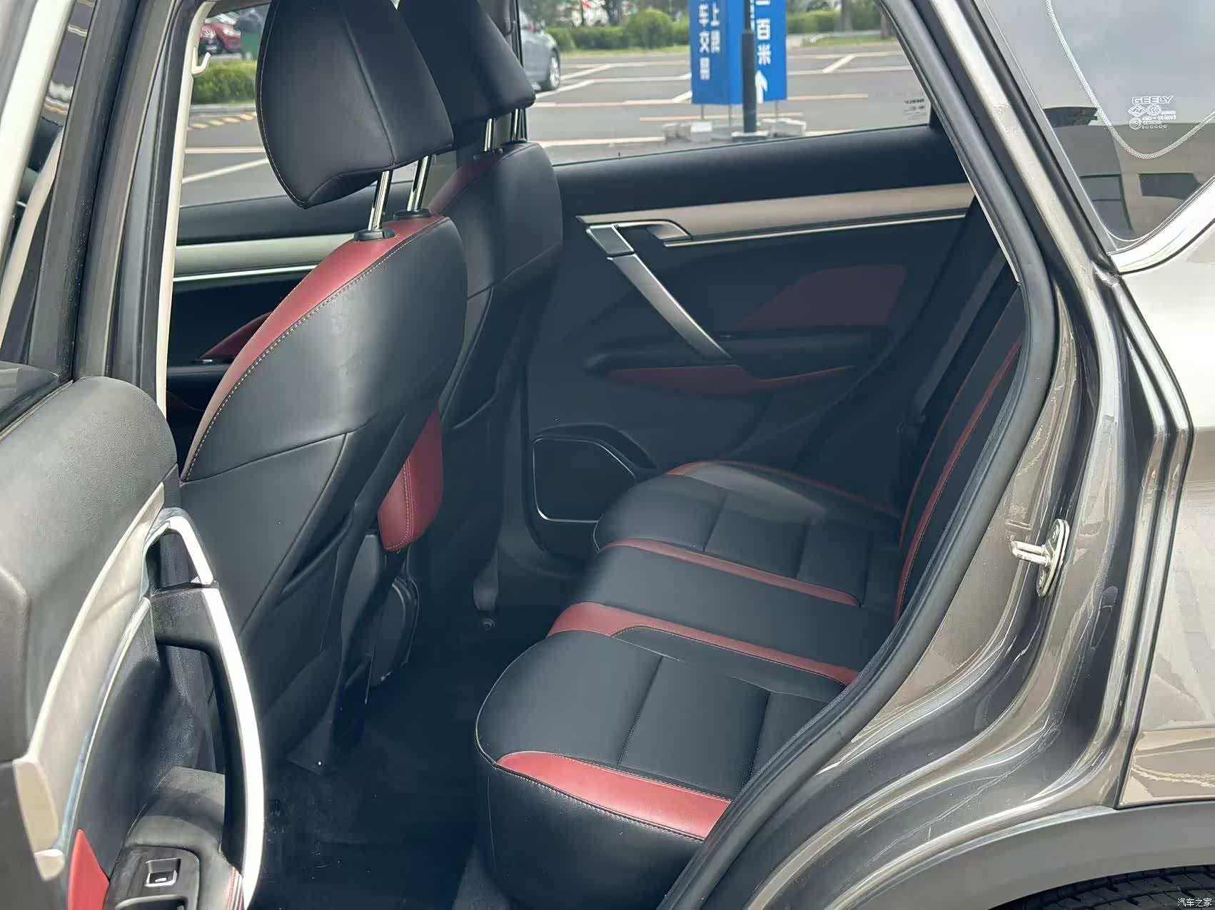 Geely Coolray, 2022 6