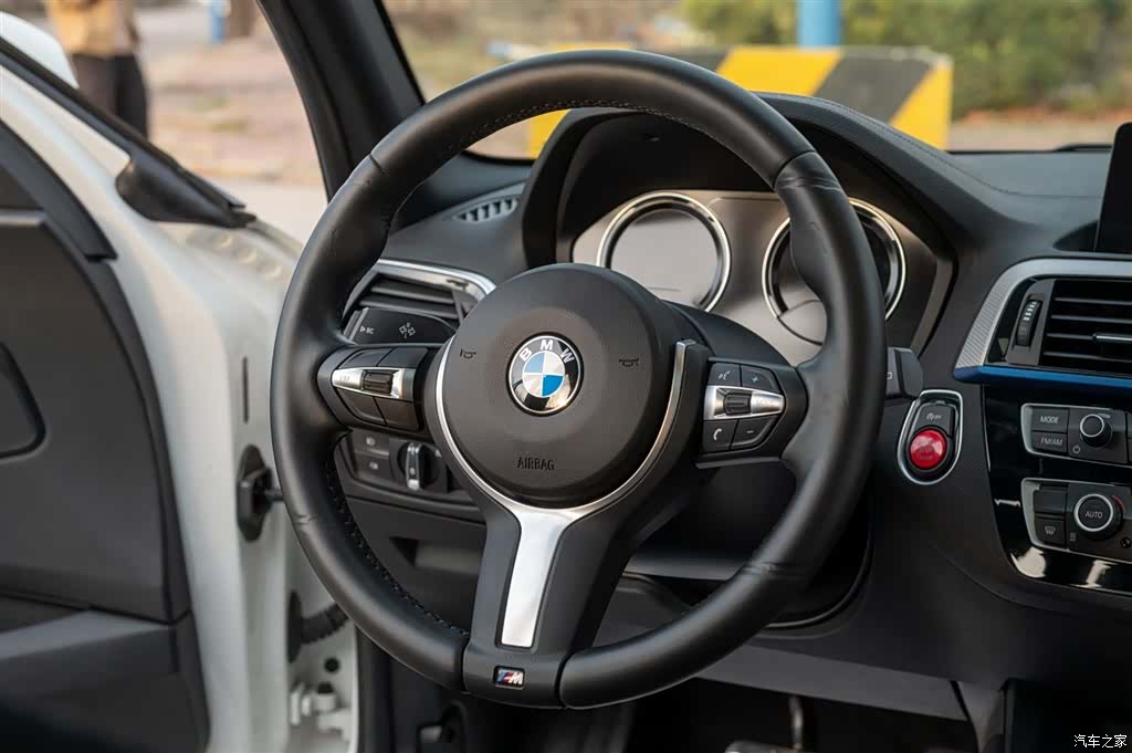 BMW 1 Series, 2018 22