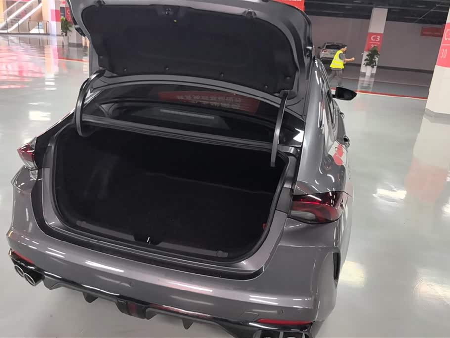 Trumpchi Shadow Leopard