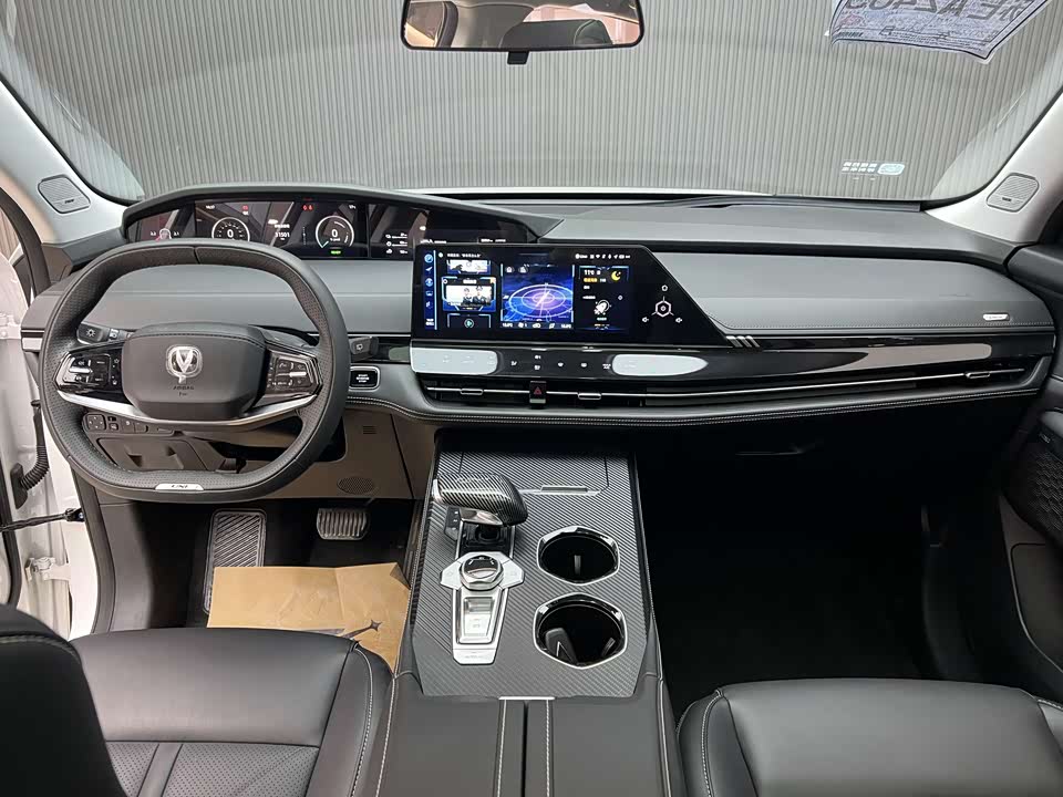 Changan UNI-K Smart iDD