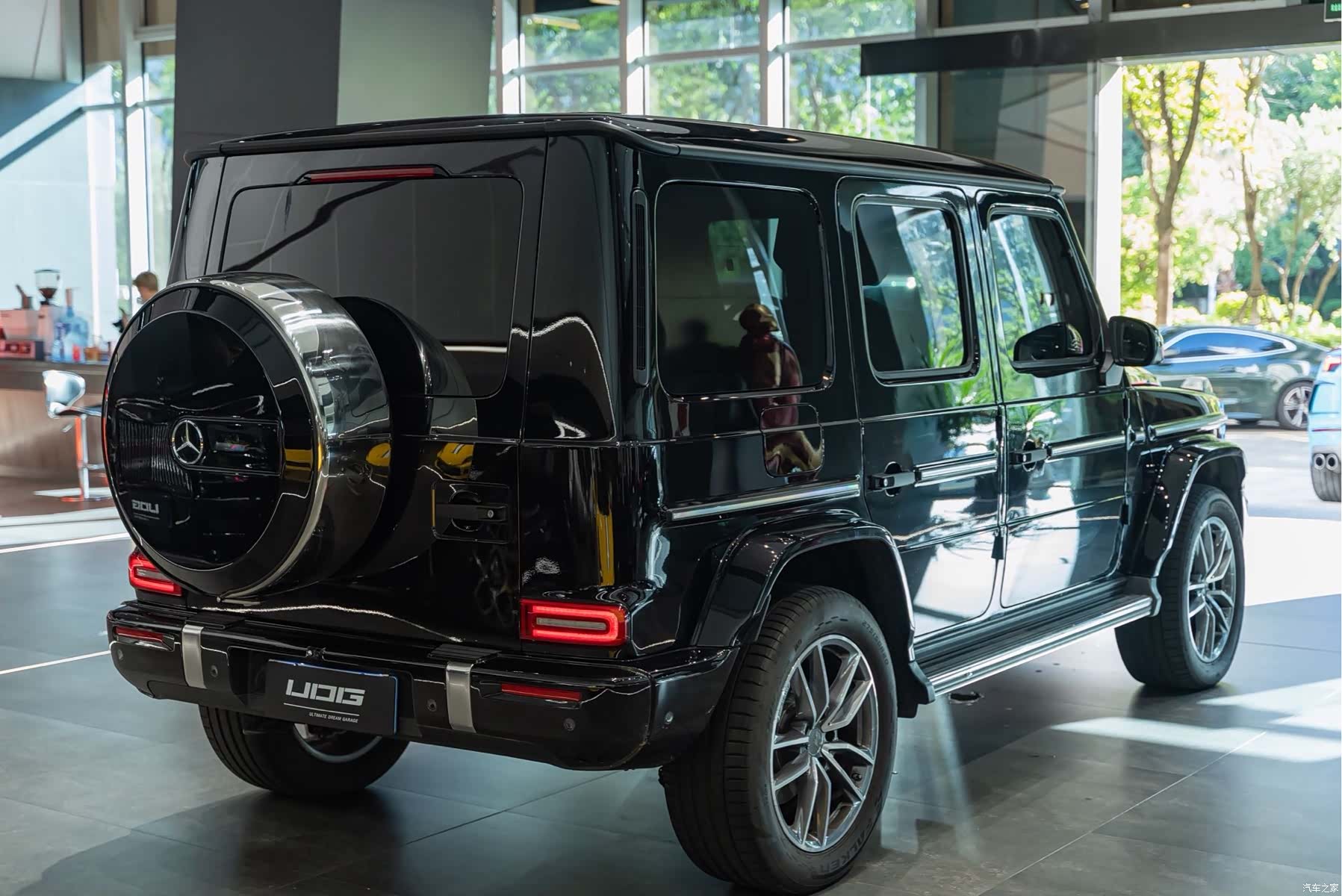 Mercedes-Benz G-Class, 2025 4