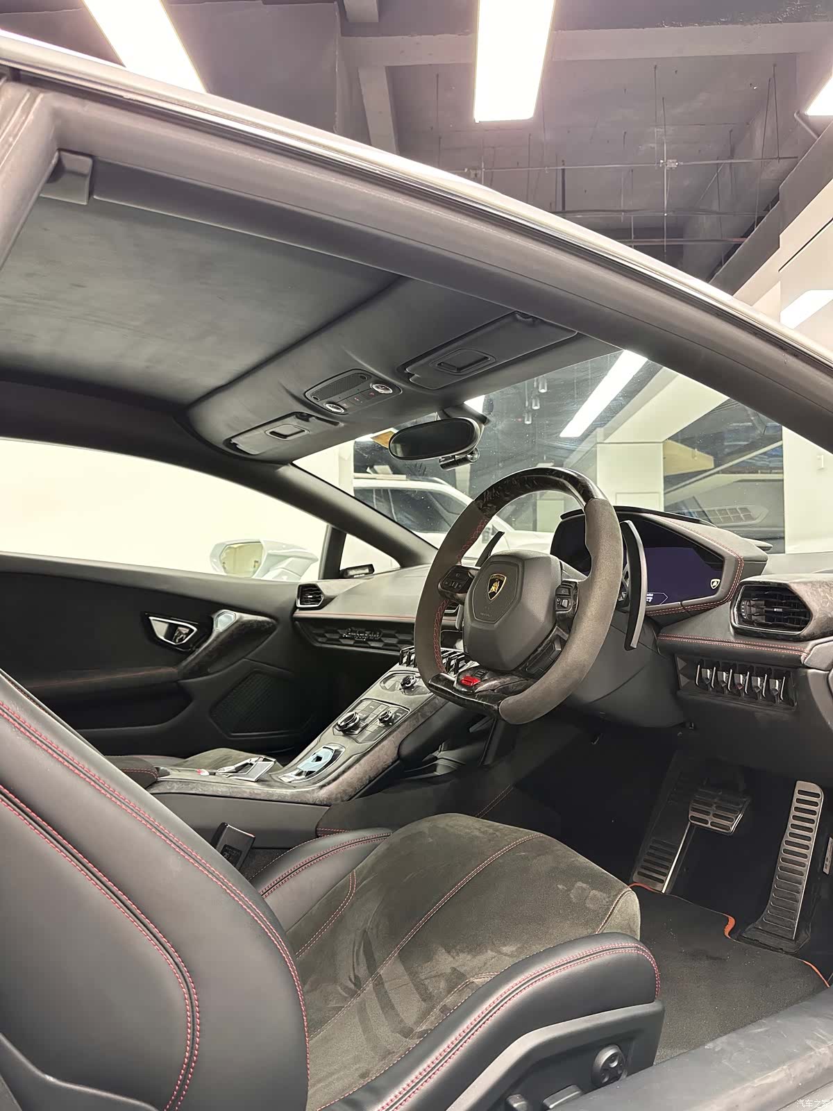 Lamborghini Huracán, 2014 8