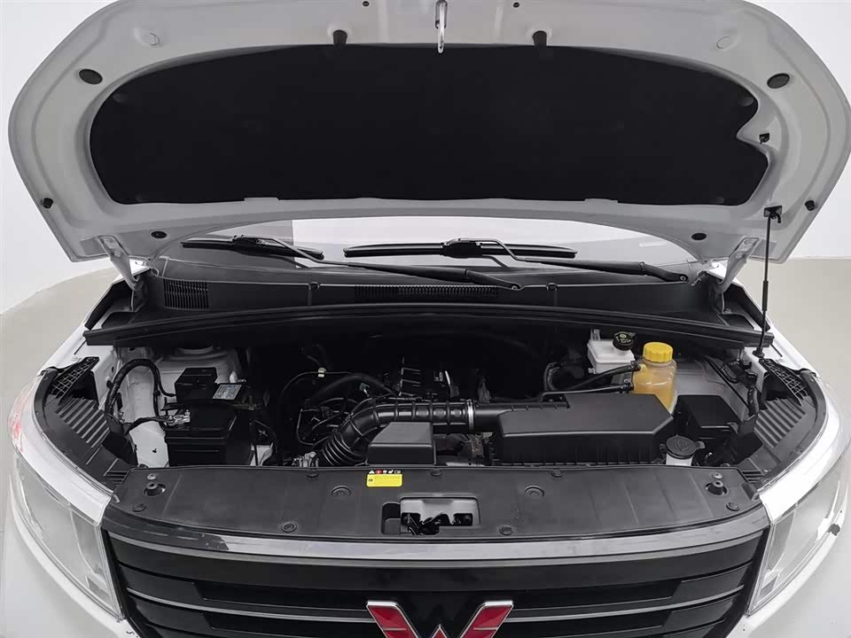 Wuling Wuling Hongguang PLUS