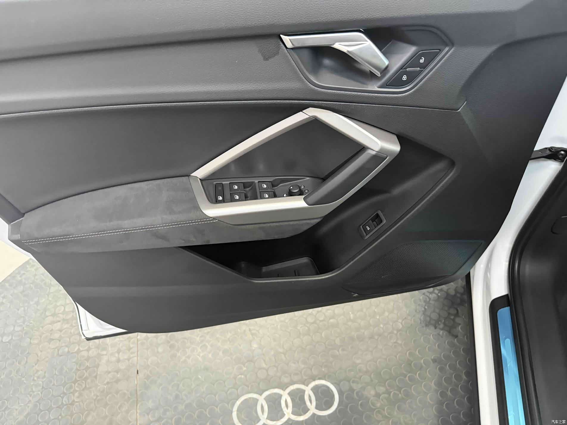 Audi Q3, 2023 20