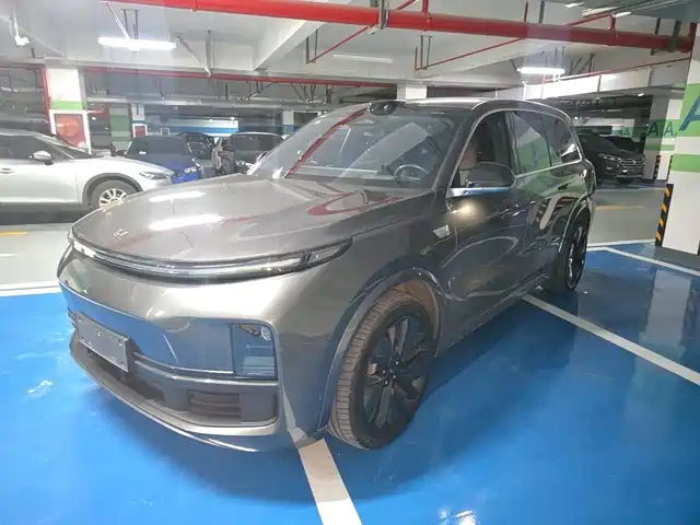 Li Auto L9 2022 — купить из Китая под заказ