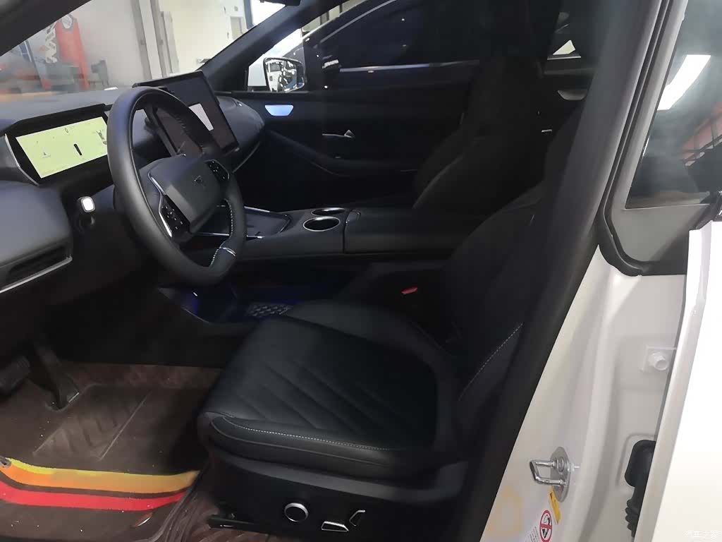 Deepal SL03, 2025 10