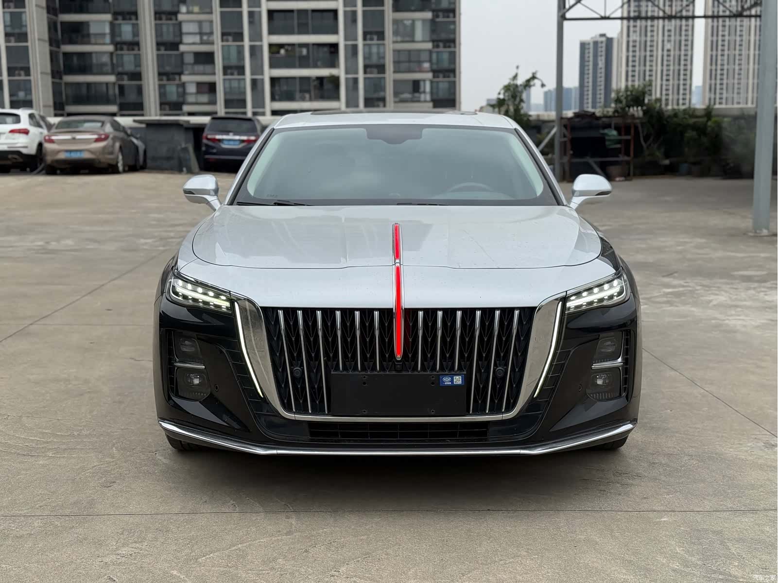 Hongqi H5, 2022 2