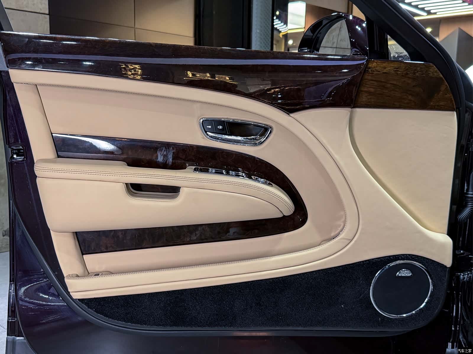 Bentley Mulsanne, 2014 18