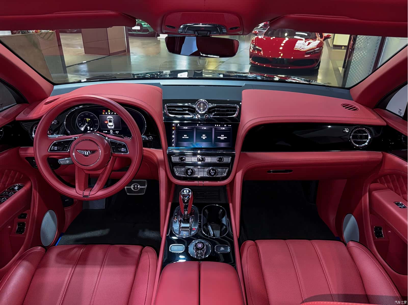 Bentley Bentayga, 2022 7