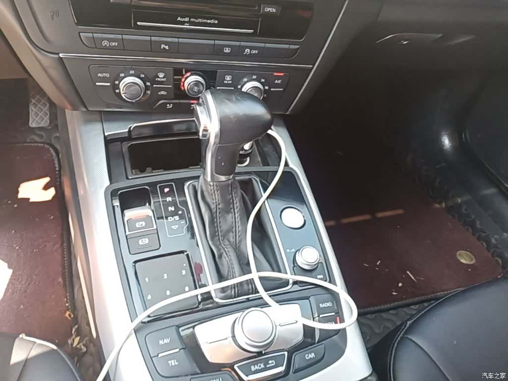 Audi A6L, 2014 14