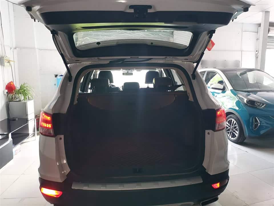 Aeolus AX7 Aeolus AX7