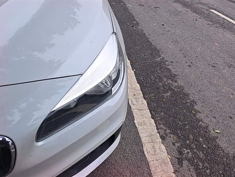 BMW 2 series station wagon