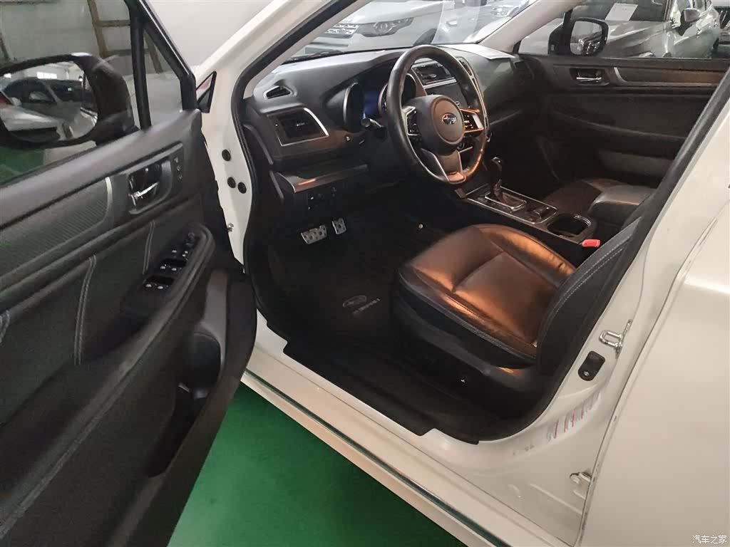 Subaru Legacy, 2018 12
