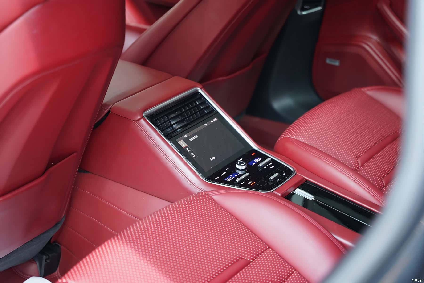 Porsche Panamera, 2018 17