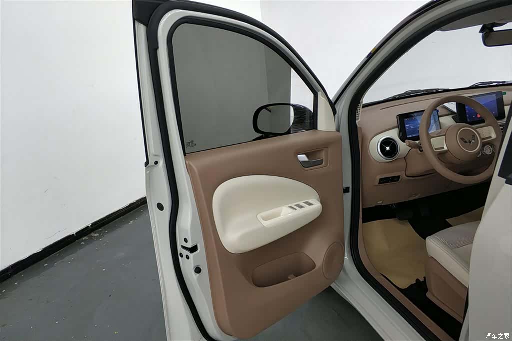 Wuling MINIEV, 2025 7