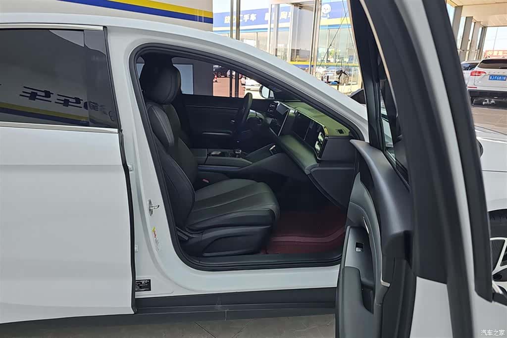 BYD Qin, 2025 8