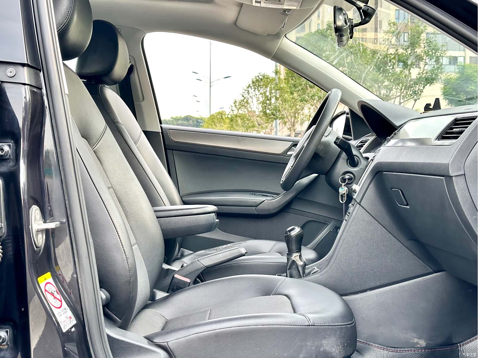 Volkswagen Santana, 2015 23