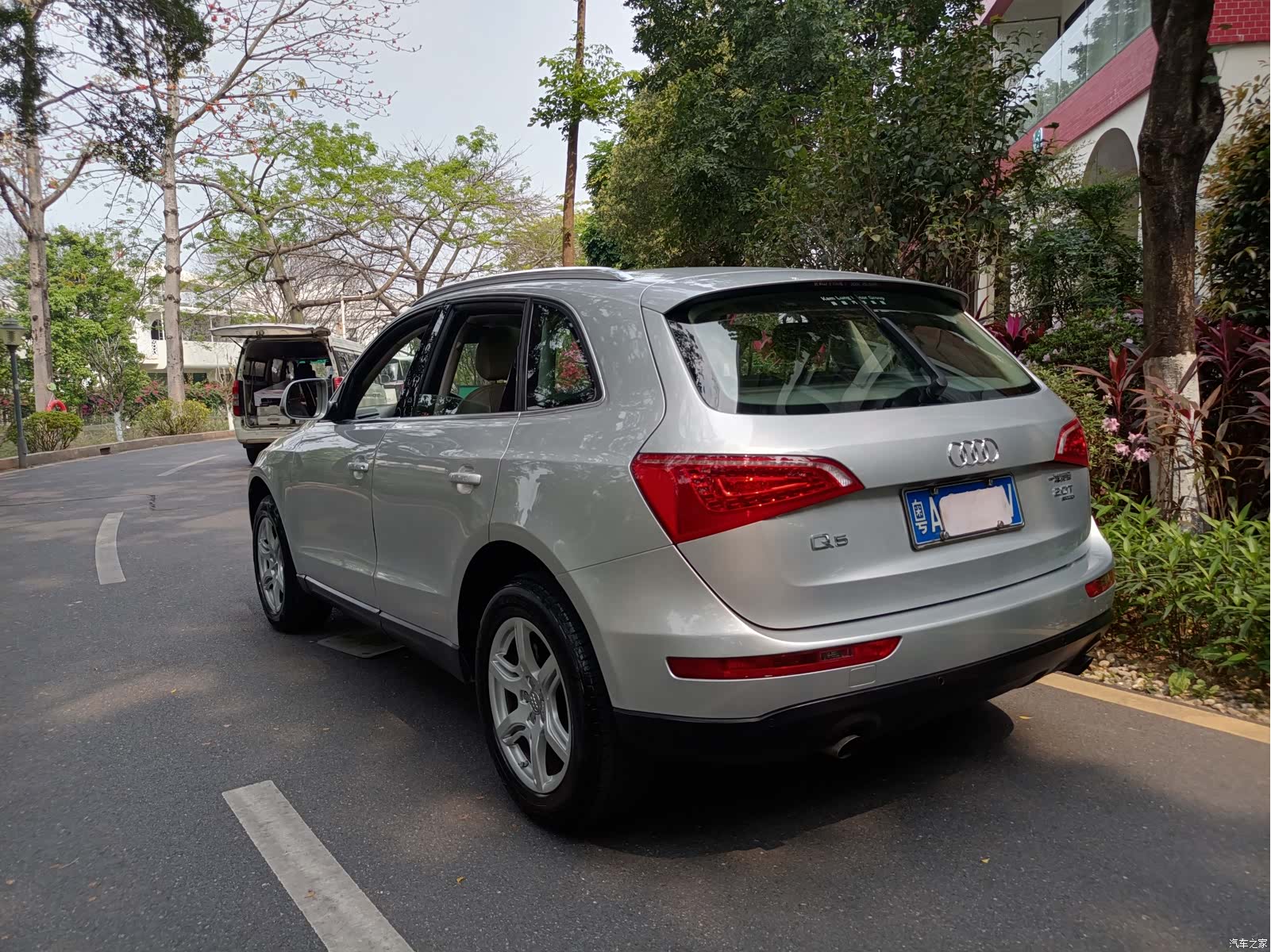 Audi Q5, 2010 4