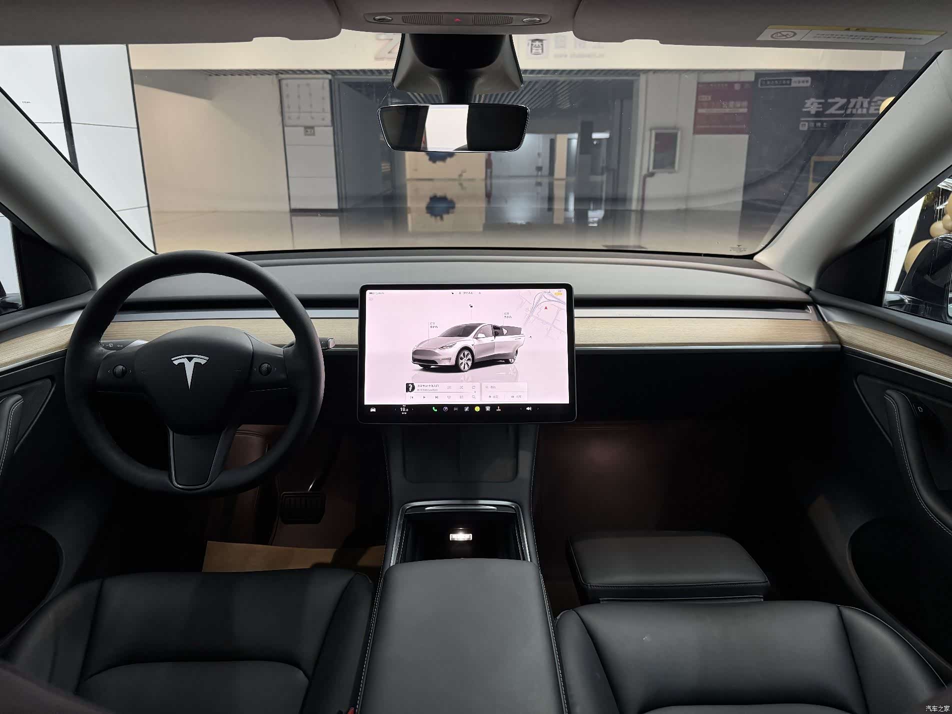 Tesla Model Y, 2022 6