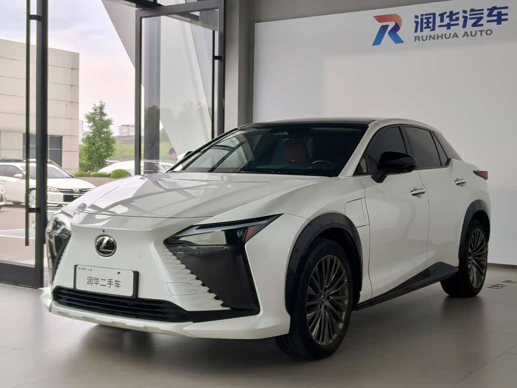 Lexus RZ