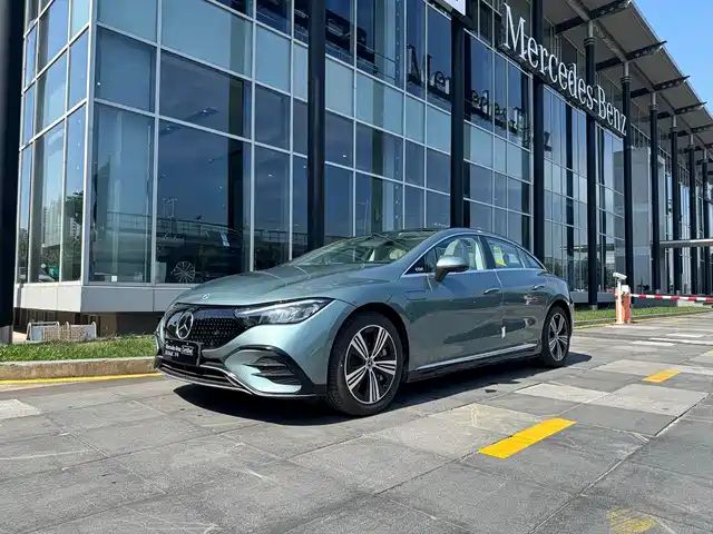 Mercedes-Benz EQE 2025 — купить из Китая под заказ