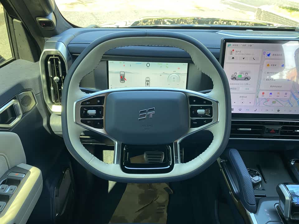 Jetour Jet Traveler C-DM