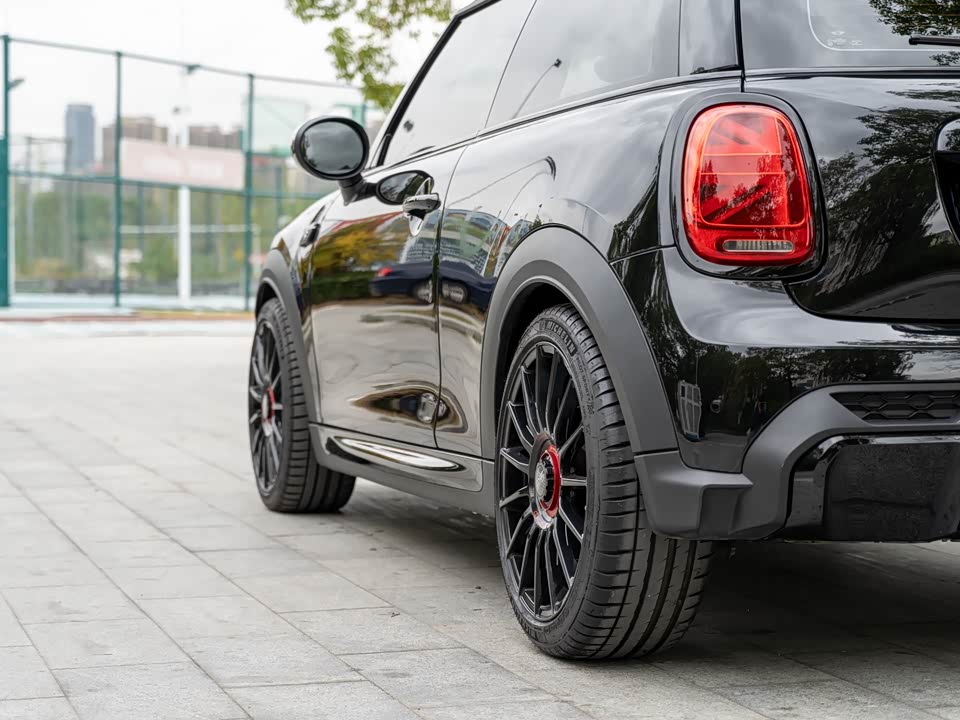 MINI MINI